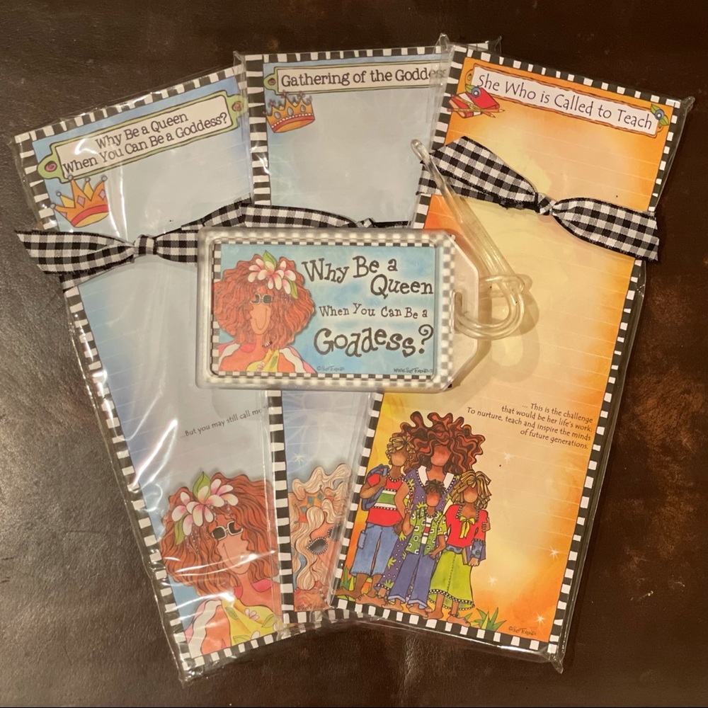 NWT! Suzy Toronto Notepads and Travel Tag